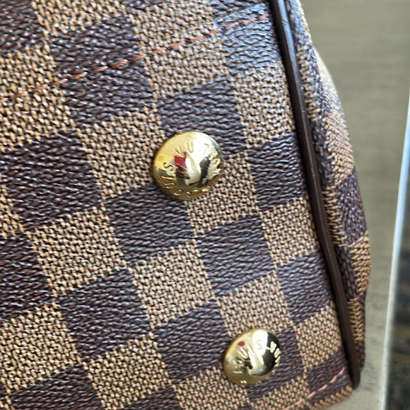 Louis Vuitton Trevi PM Damier Ebene Handbag - Picture 5 of 12